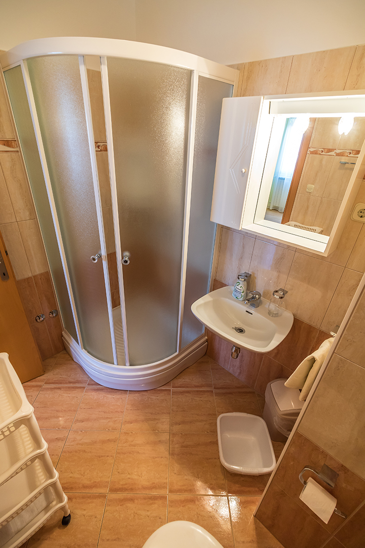 Apartman 5